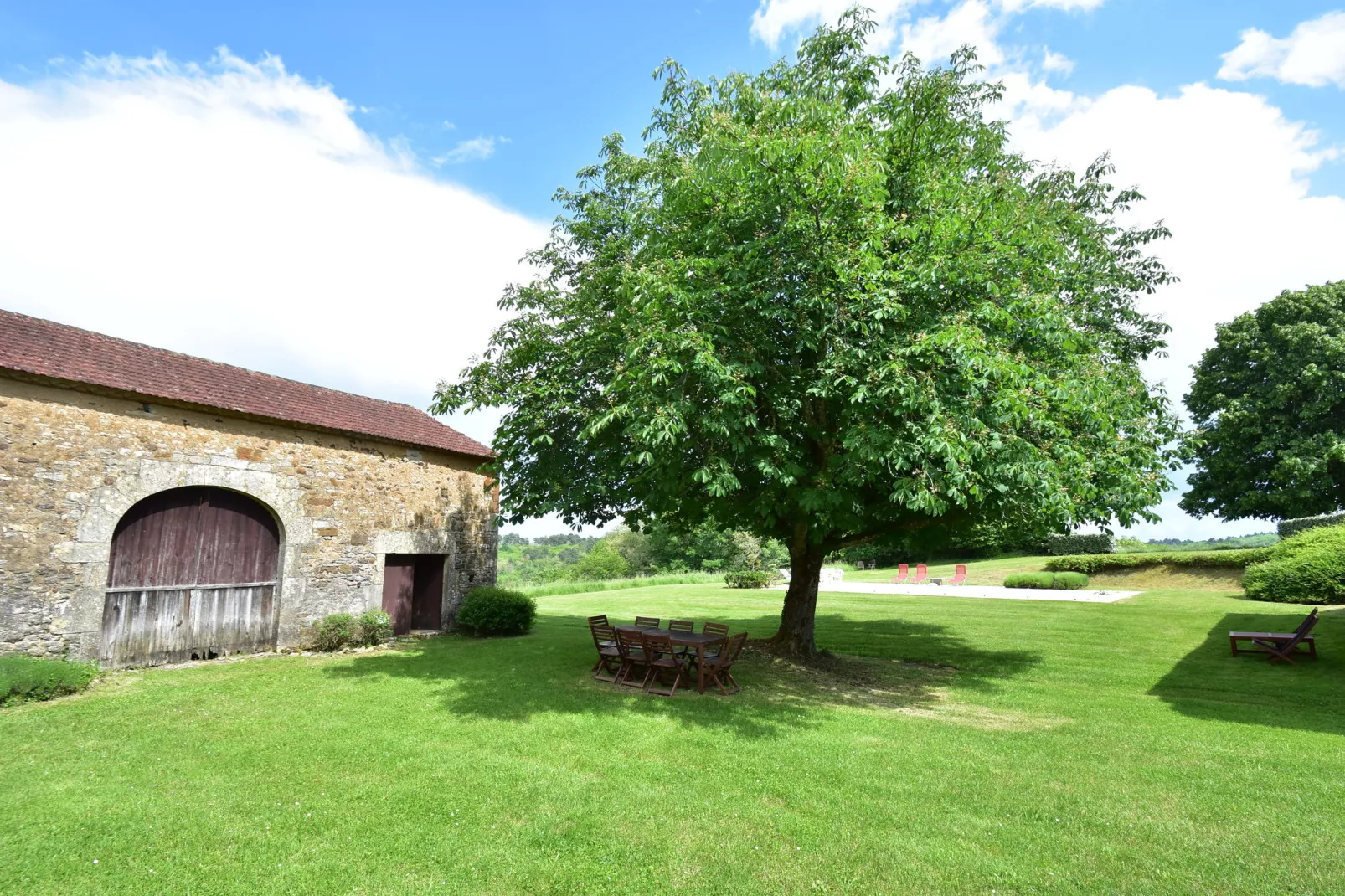 Maison de vacances Montcléra Cournes 8 pers-Gärten Sommer