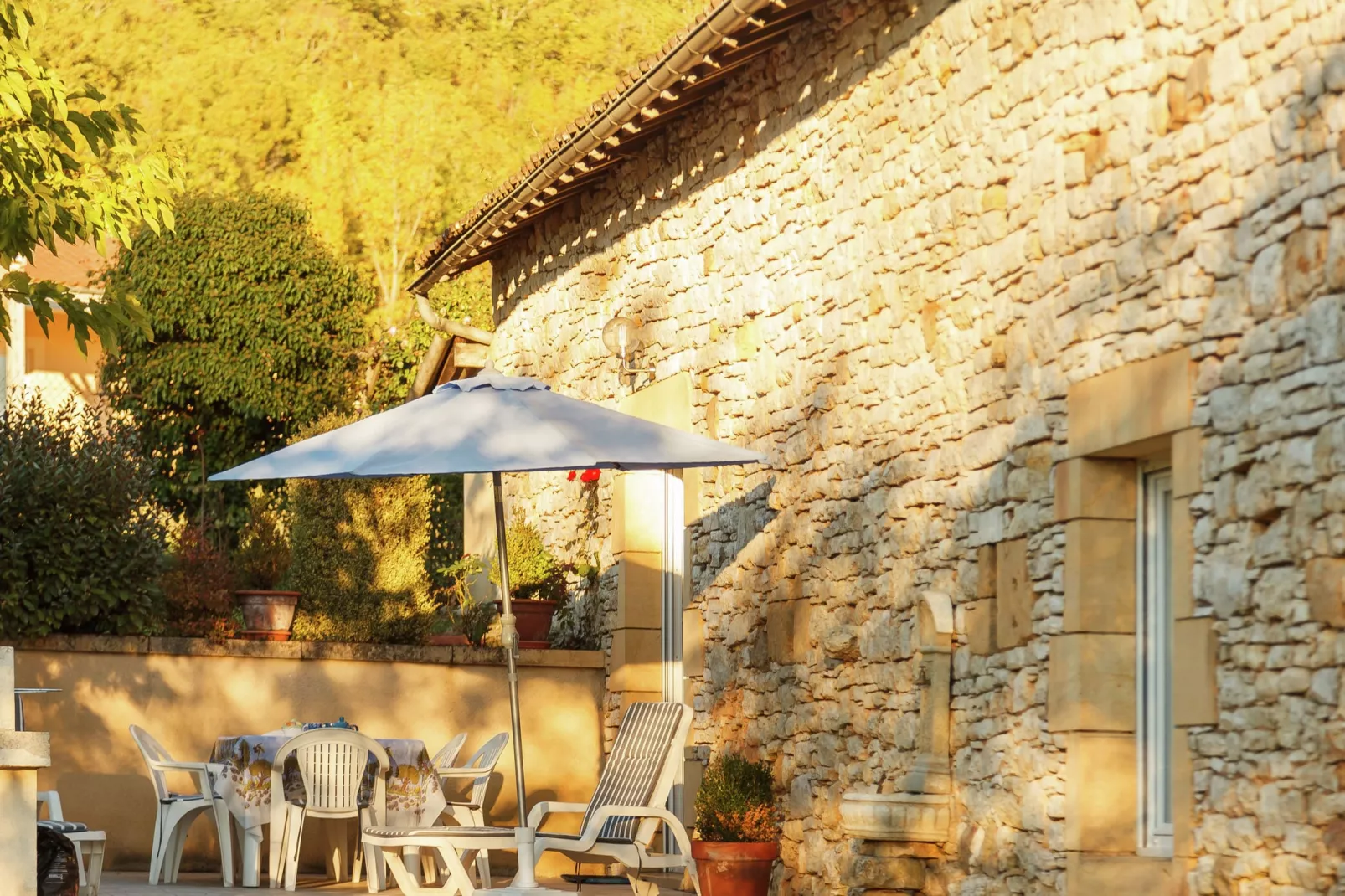 Maison de vacances Cazals-Terrace balcony