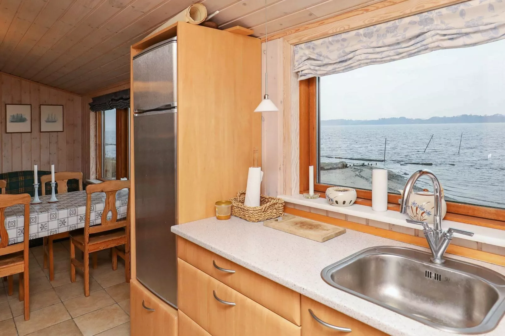 Seaside Escape in Hvalpsund - By Traum Ferienwohnungen-Indoor