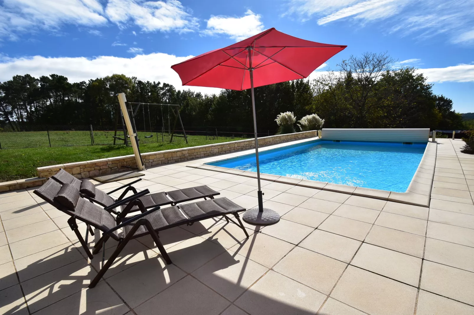Maison de vacances Montcléra Les Gunies-Piscine