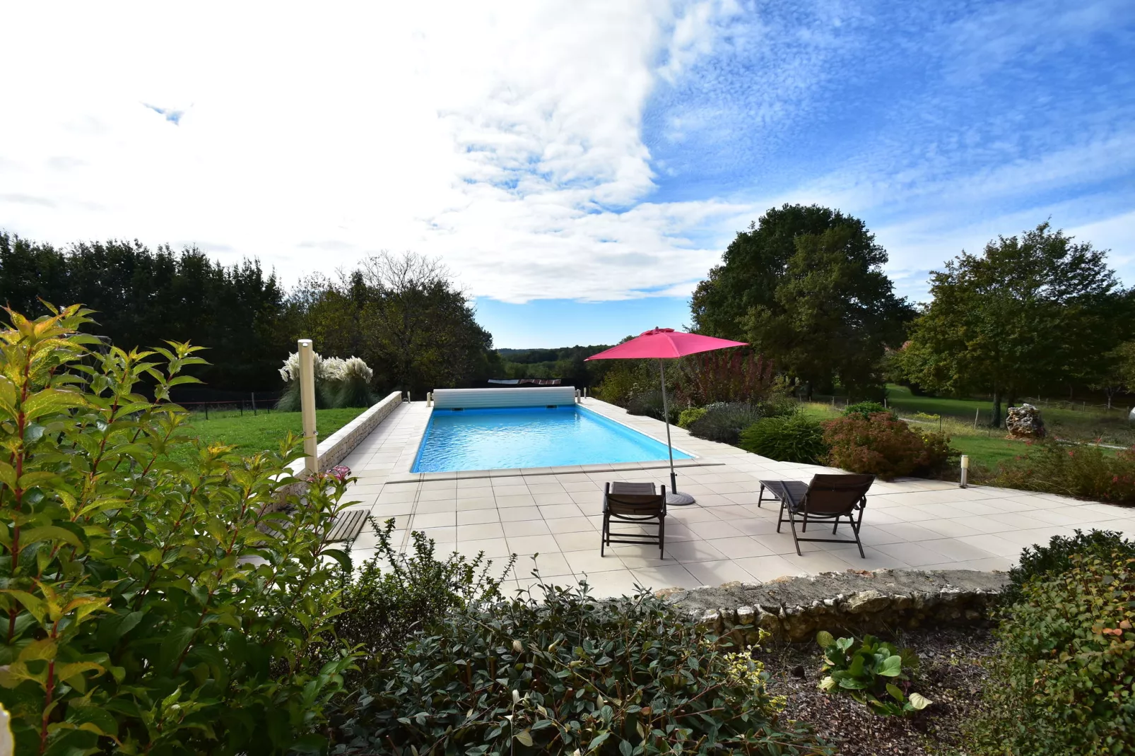 Maison de vacances Montcléra Les Gunies-Vue d'été