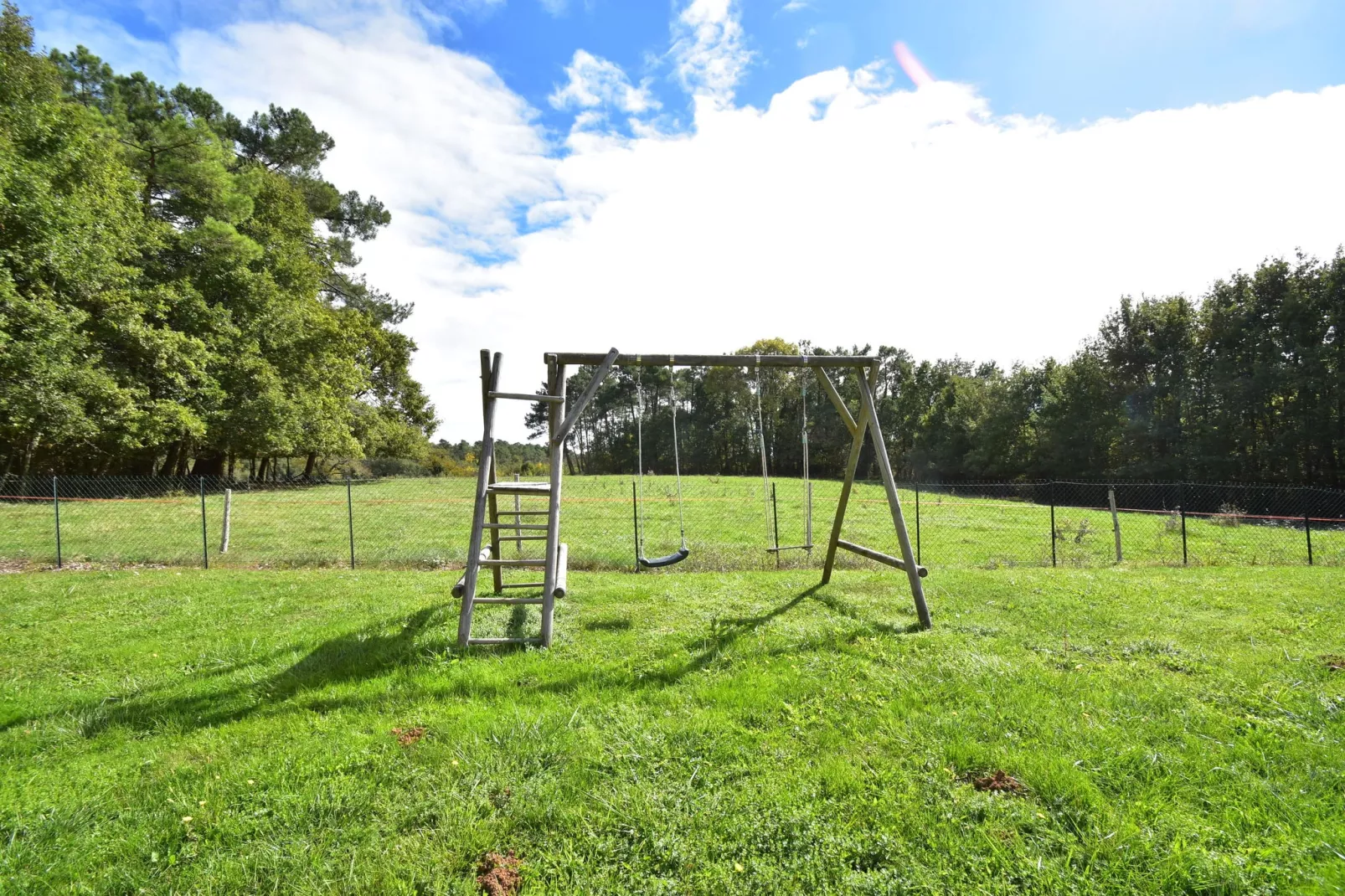 Maison de vacances Montcléra Les Gunies-Installations du parc