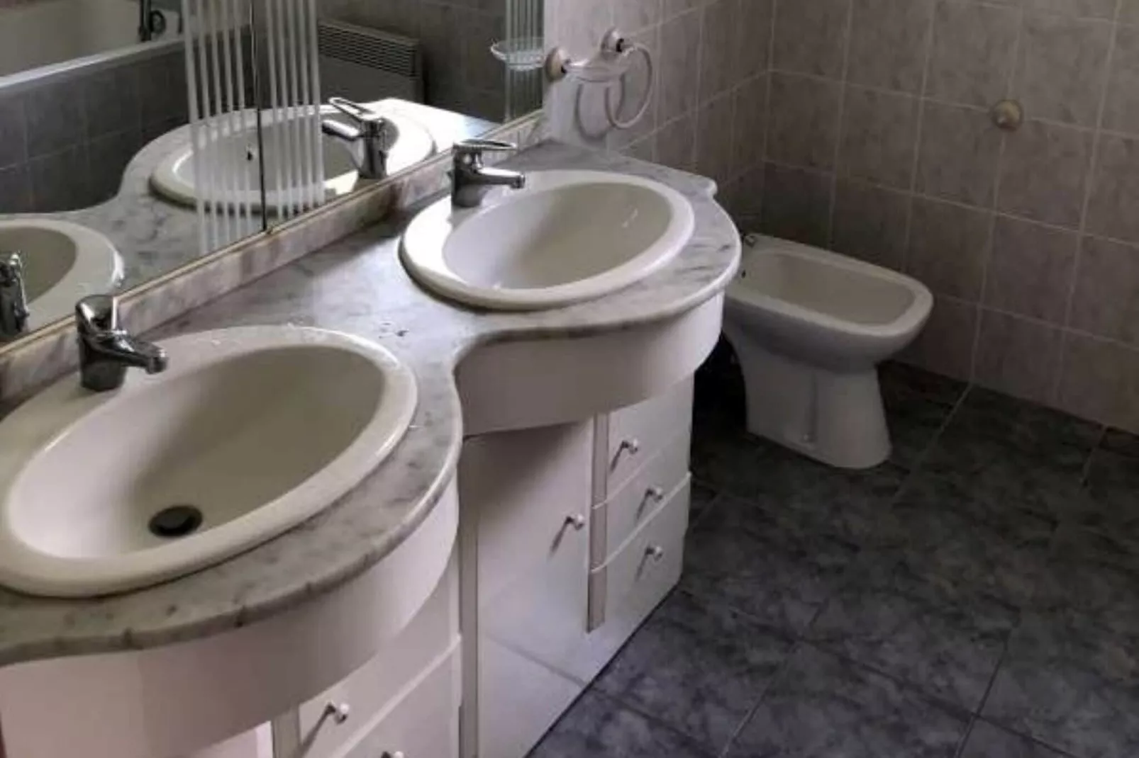 La Croix Blanche-Bathroom