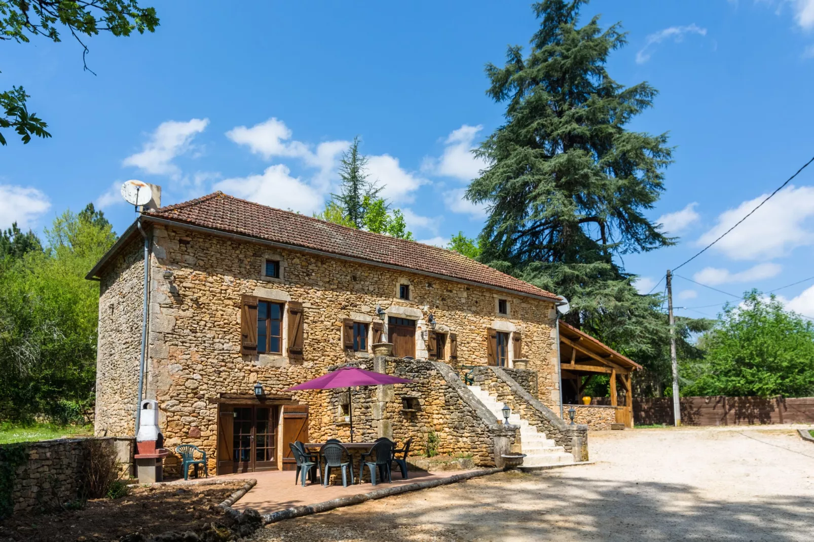 Maison de vacances Blanquefort Sur Briolance 12 pers-Exterior summer