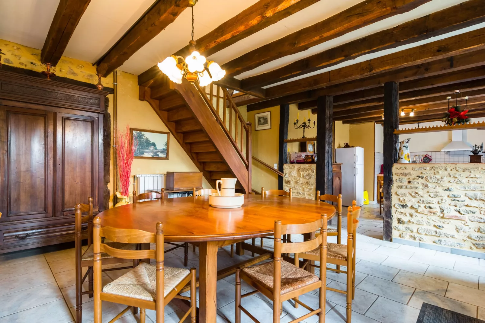 Maison de vacances Blanquefort Sur Briolance 12 pers-Dining room