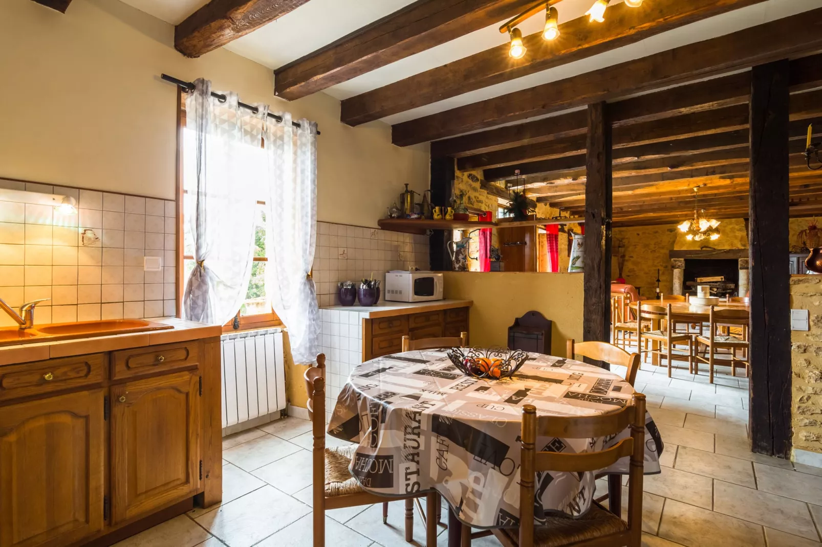 Maison de vacances Blanquefort Sur Briolance 12 pers-Kitchen