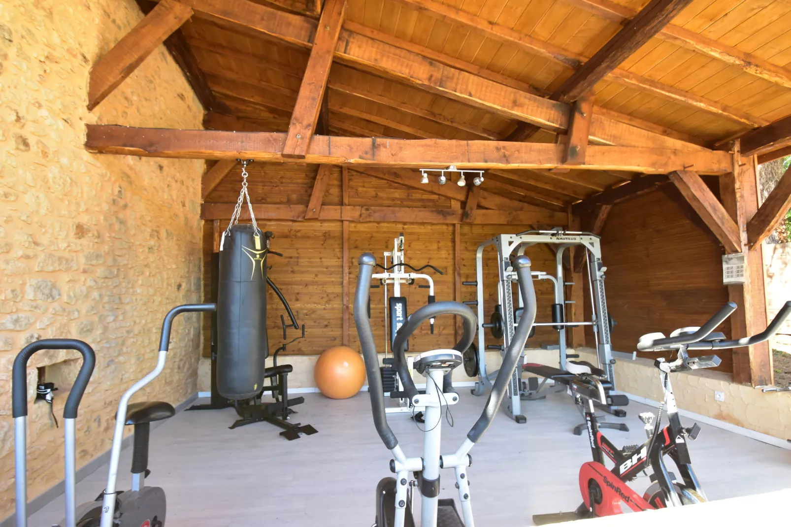 Maison de vacances Blanquefort Sur Briolance 12 pers-Recreation room