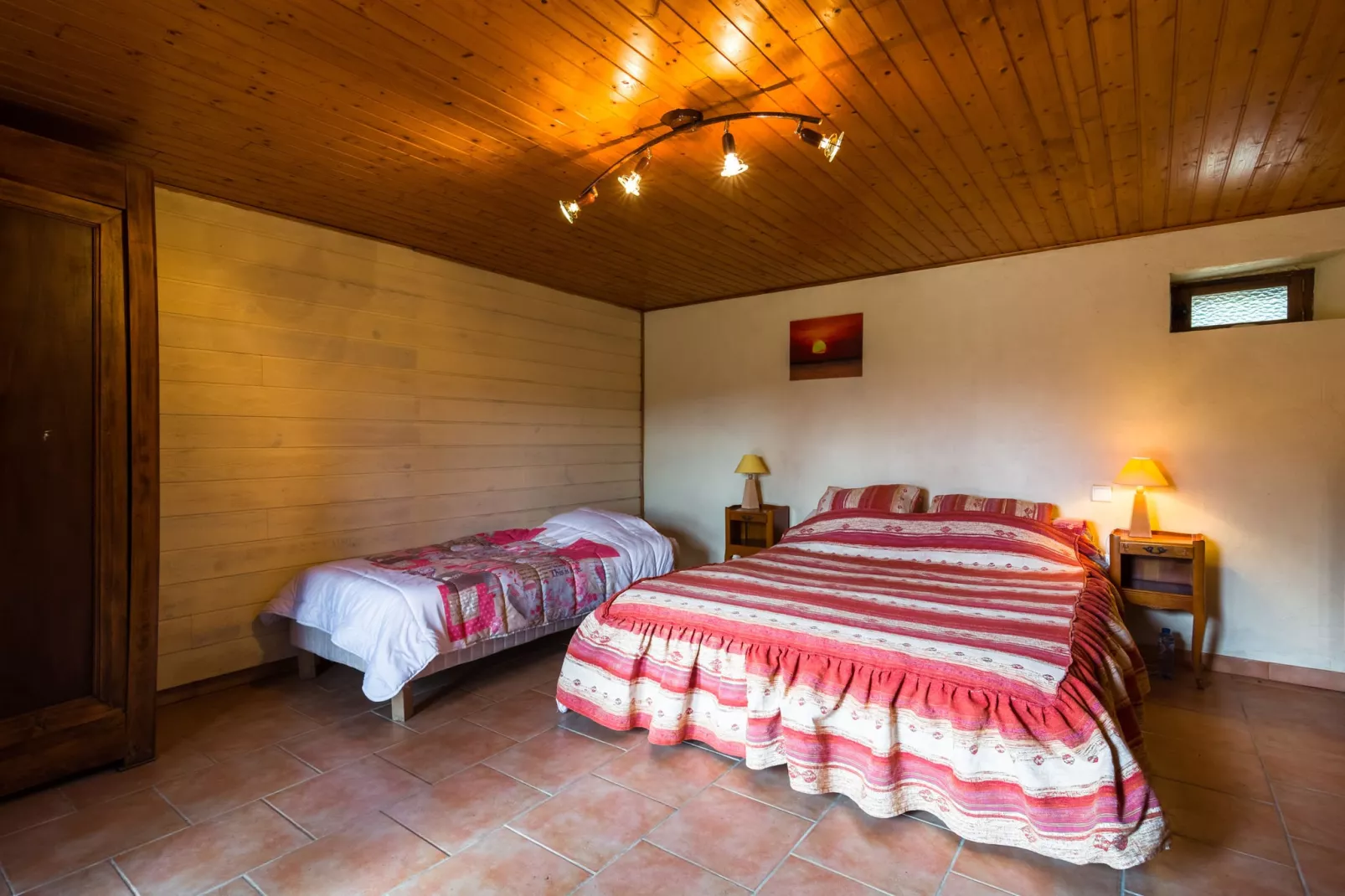 Maison de vacances Blanquefort Sur Briolance 12 pers-Bedroom
