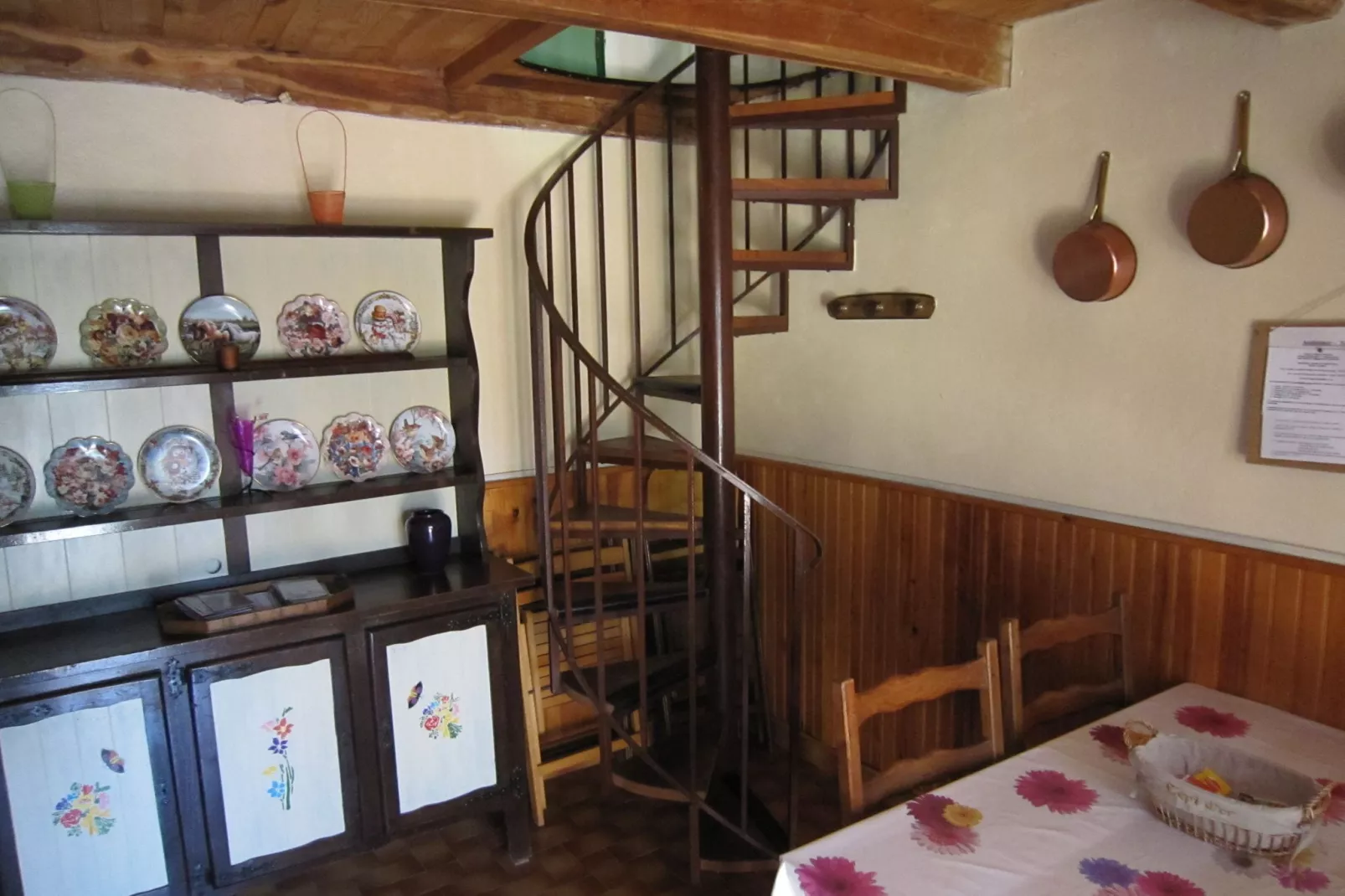 La Chataigne-Dining room