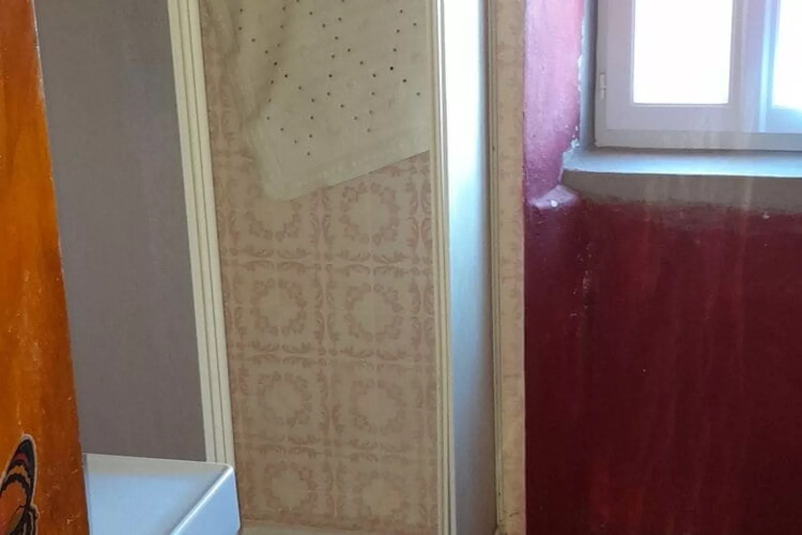 La Chataigne-Bathroom