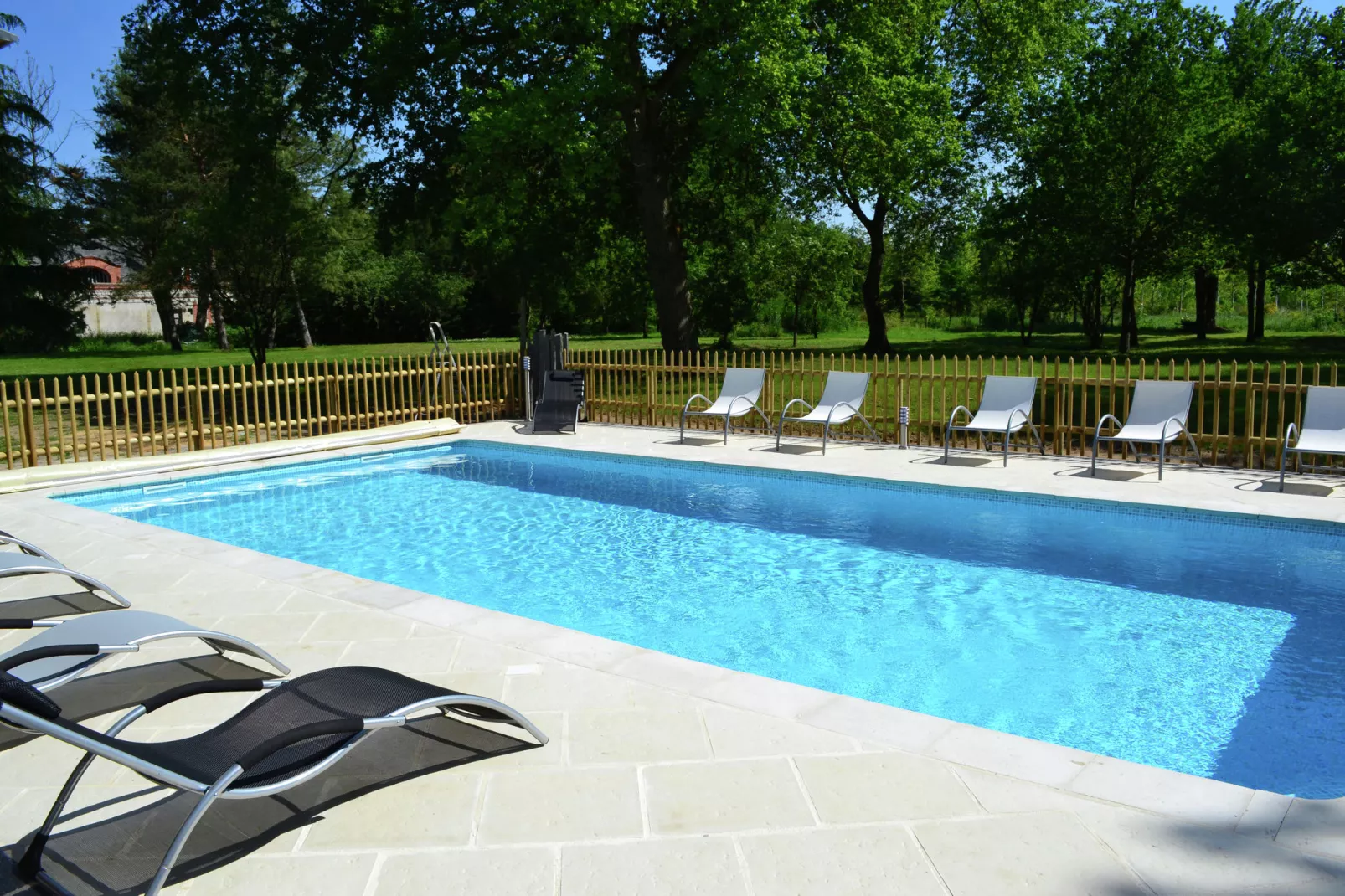 Maison de vacances Brion-Pool