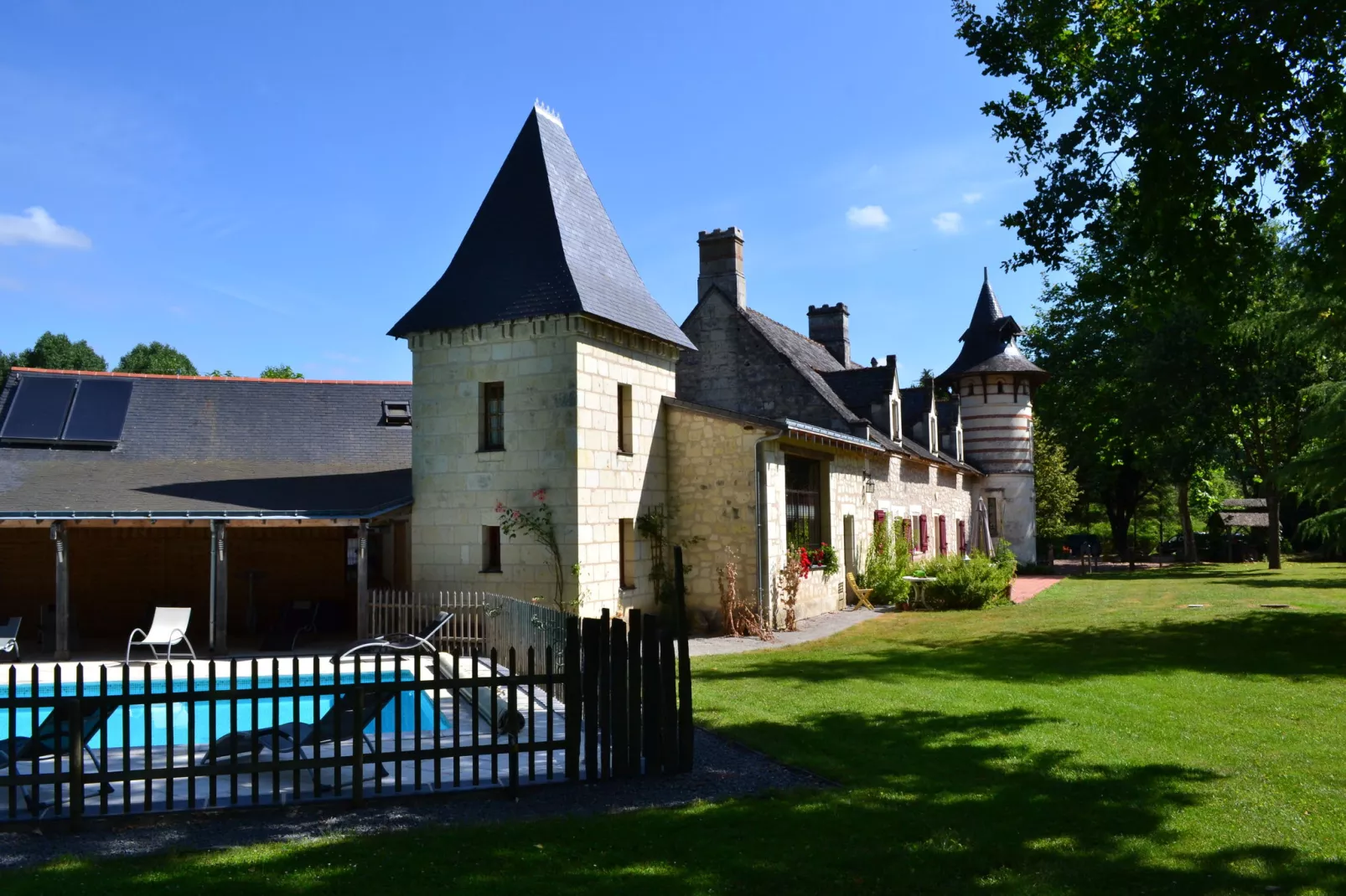 Maison de vacances Brion-Gardens summer