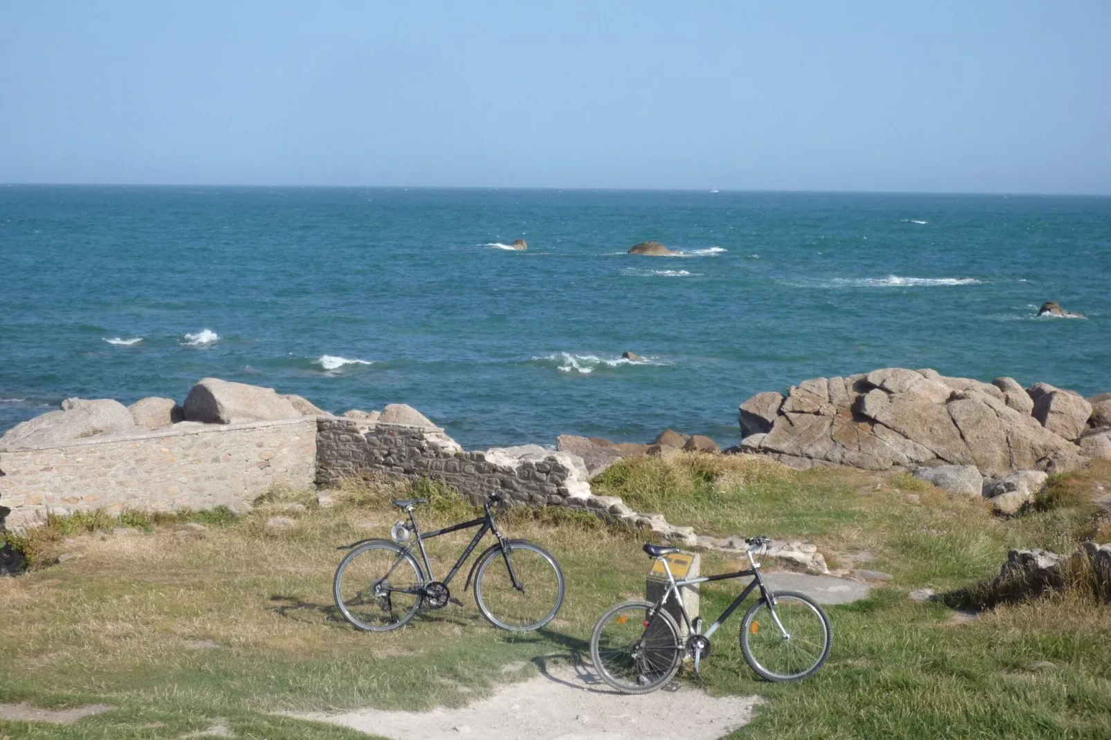 Ferienhaus Saint Ovin-Zones d'été à 20 km