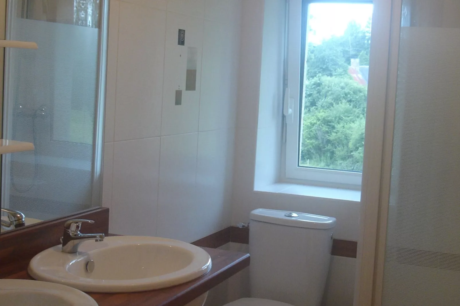 Gite 6 pers proche Mont St Michel-Bathroom