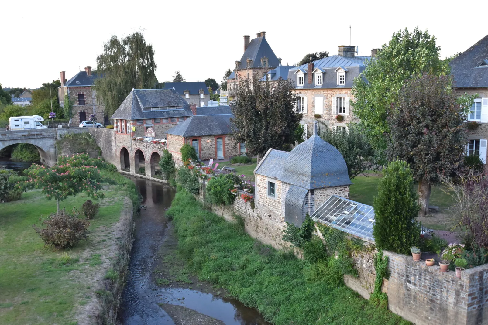 Gite 6 pers proche Mont St Michel-Areas summer 20km