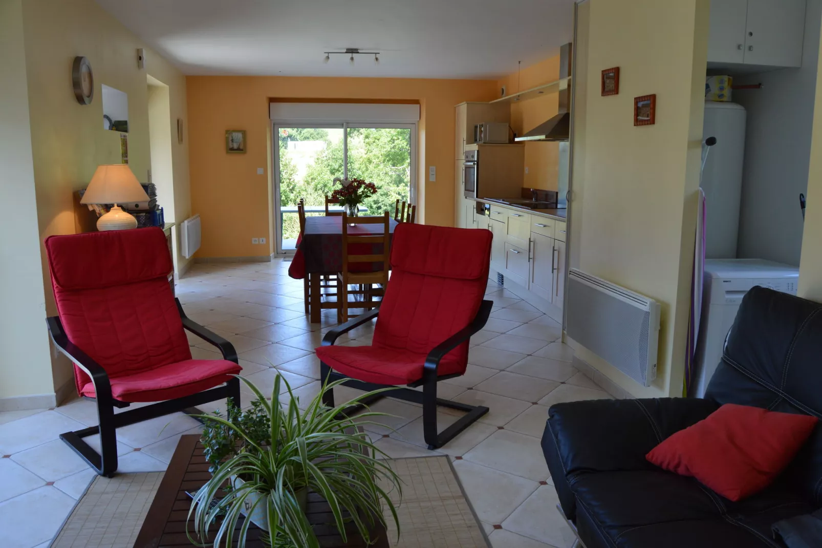 Gite 6 pers proche Mont St Michel-Living room