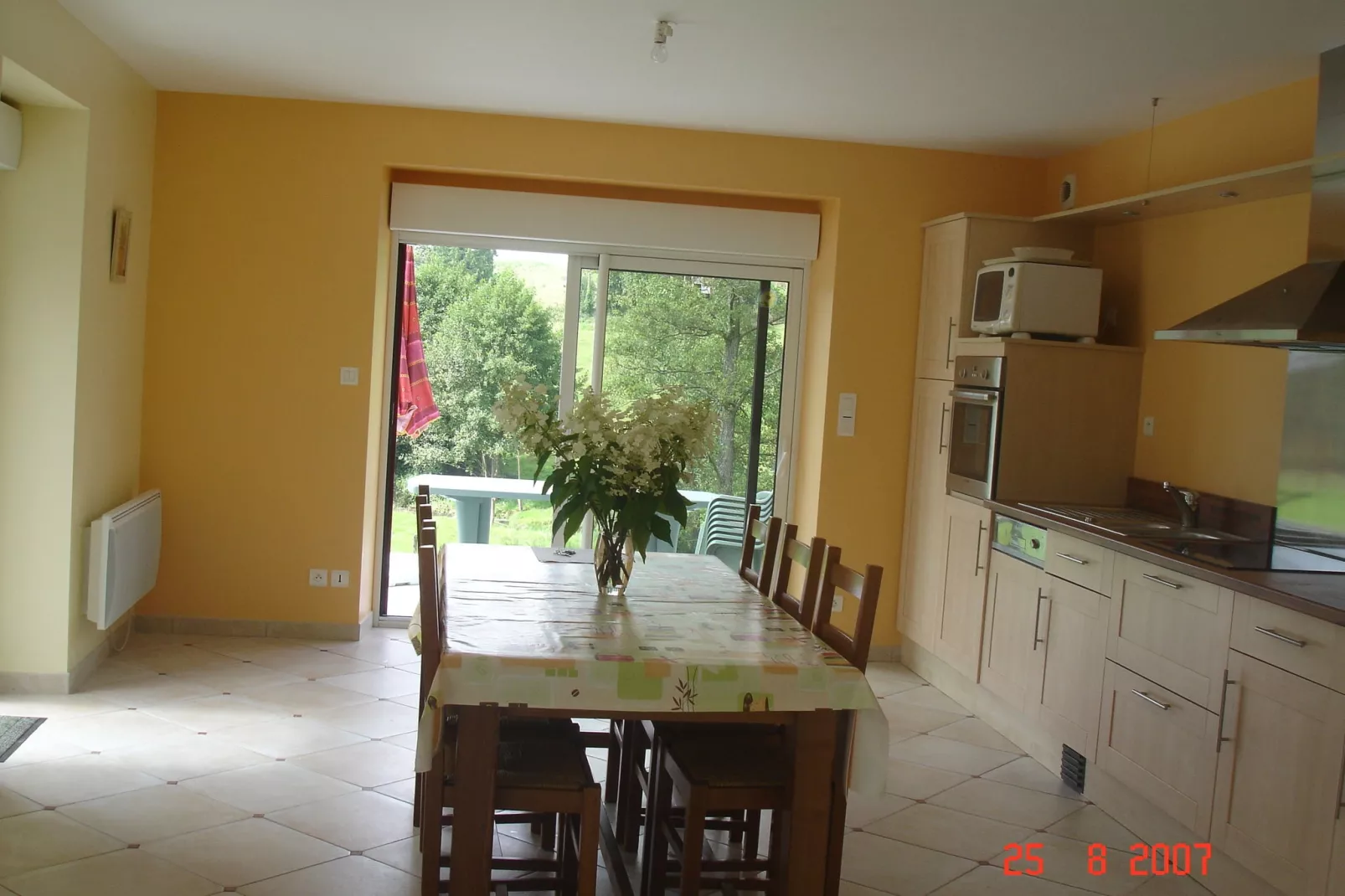 Gite 6 pers proche Mont St Michel-Dining room