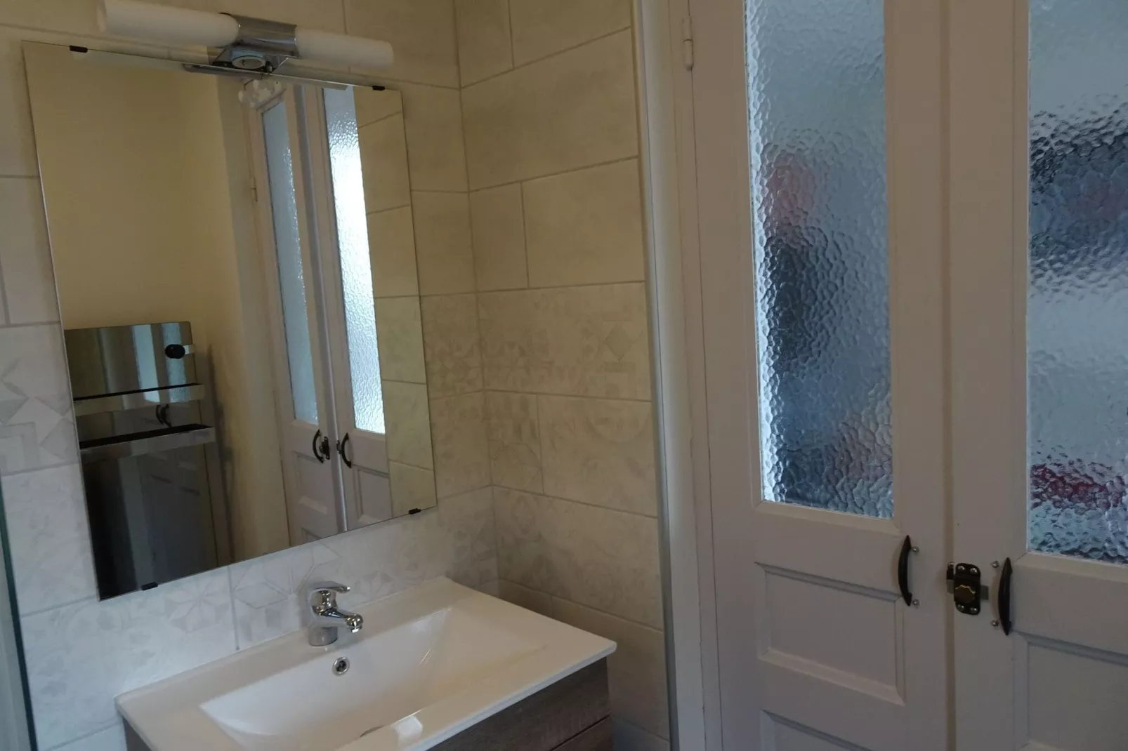 Holiday home Gouville sur Mer-Salle de bain