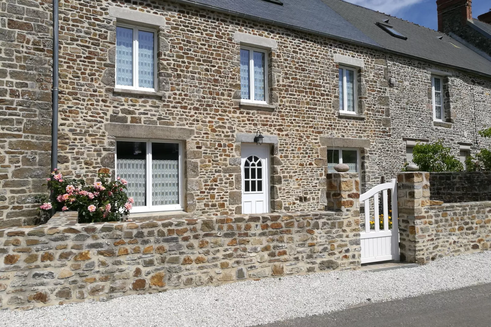 Maison de la Cosnadière-Außenbereich Sommer