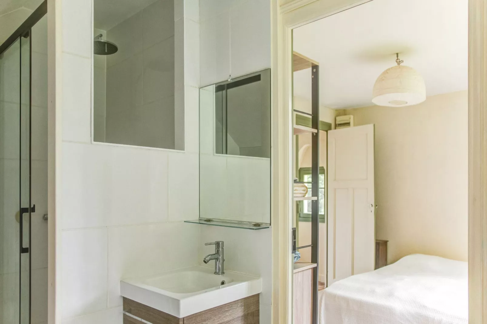 Holiday home in Portbail-sur-Mer with terrace-Bathroom
