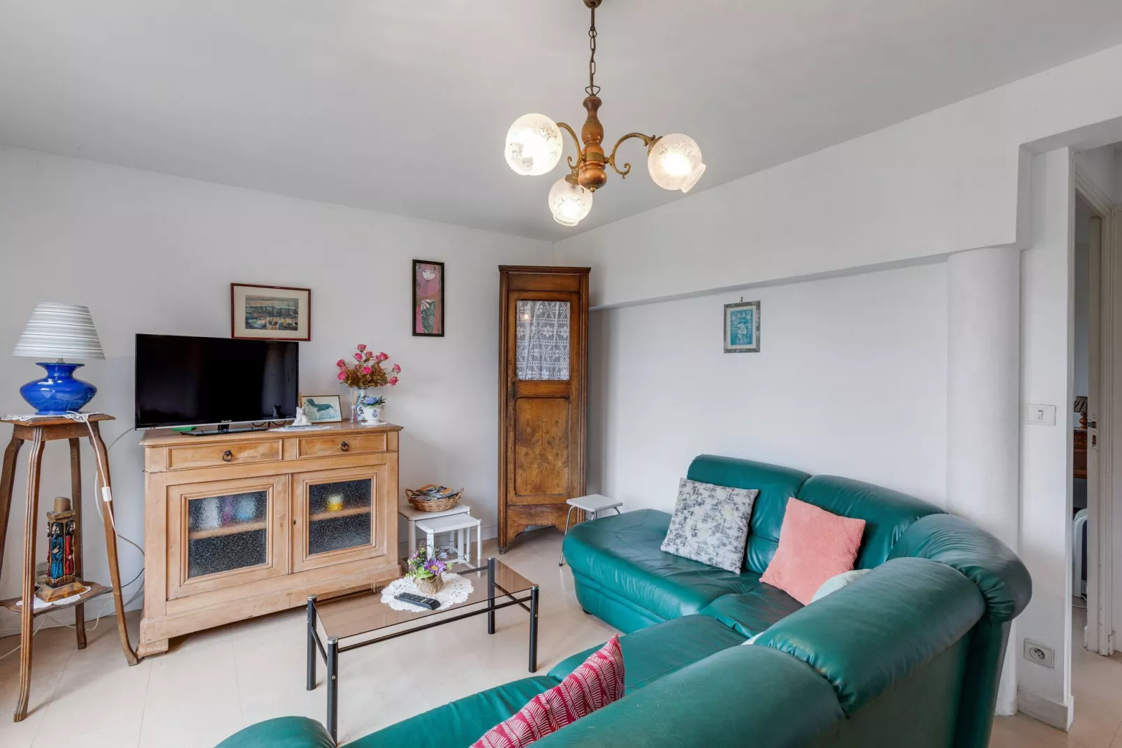 Maison de vacances Priziac-Living room