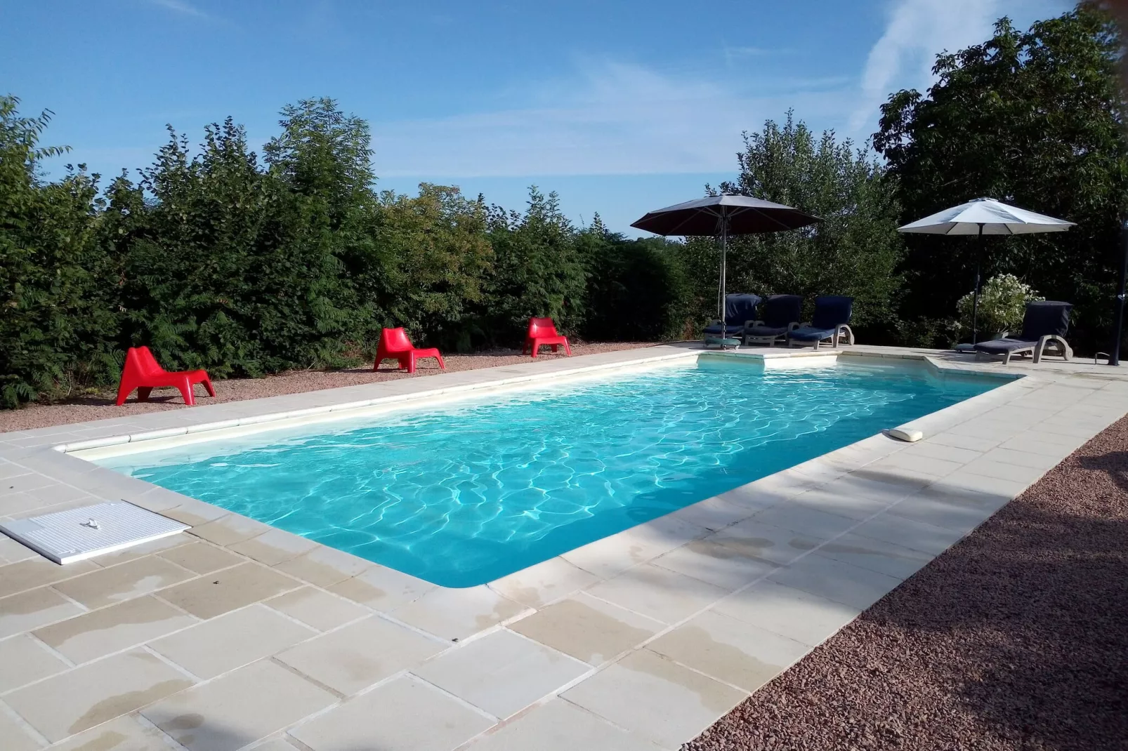 Vue de Pannecière-Pool