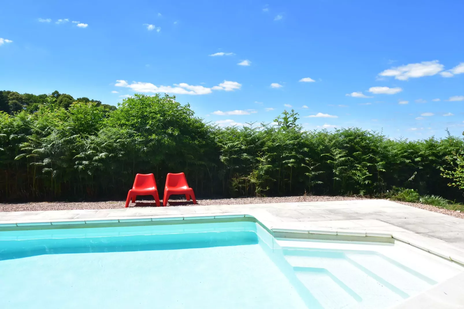 Vue de Pannecière-Pool