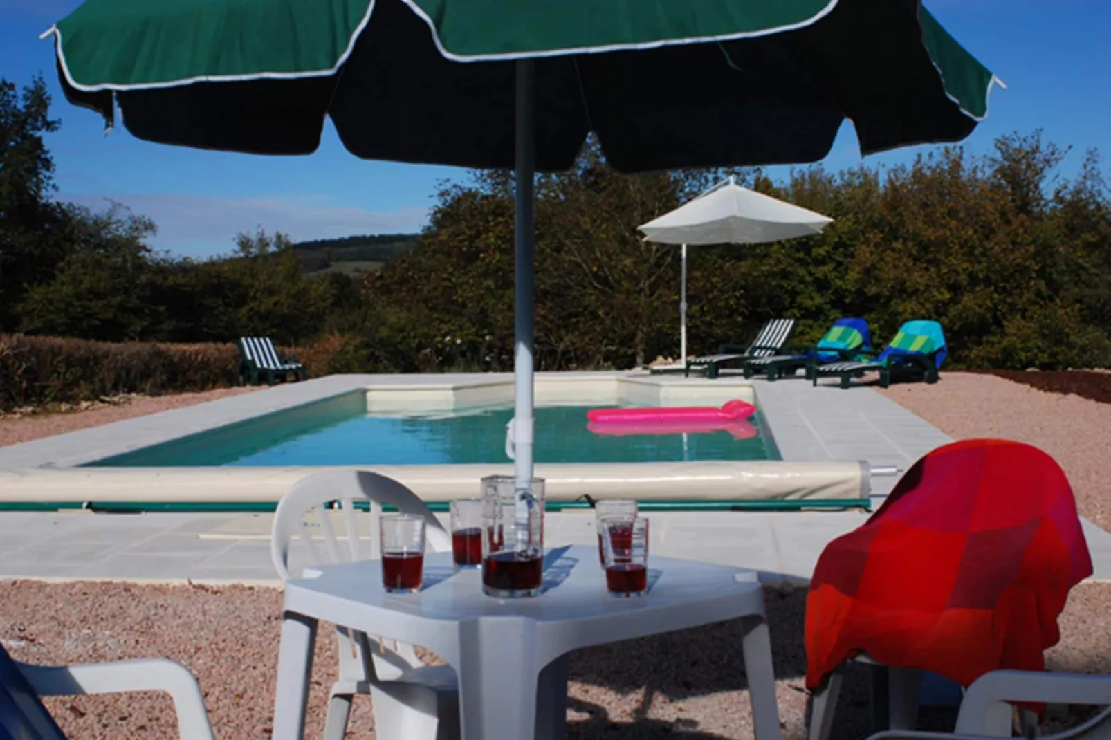 Vue de Pannecière-Pool