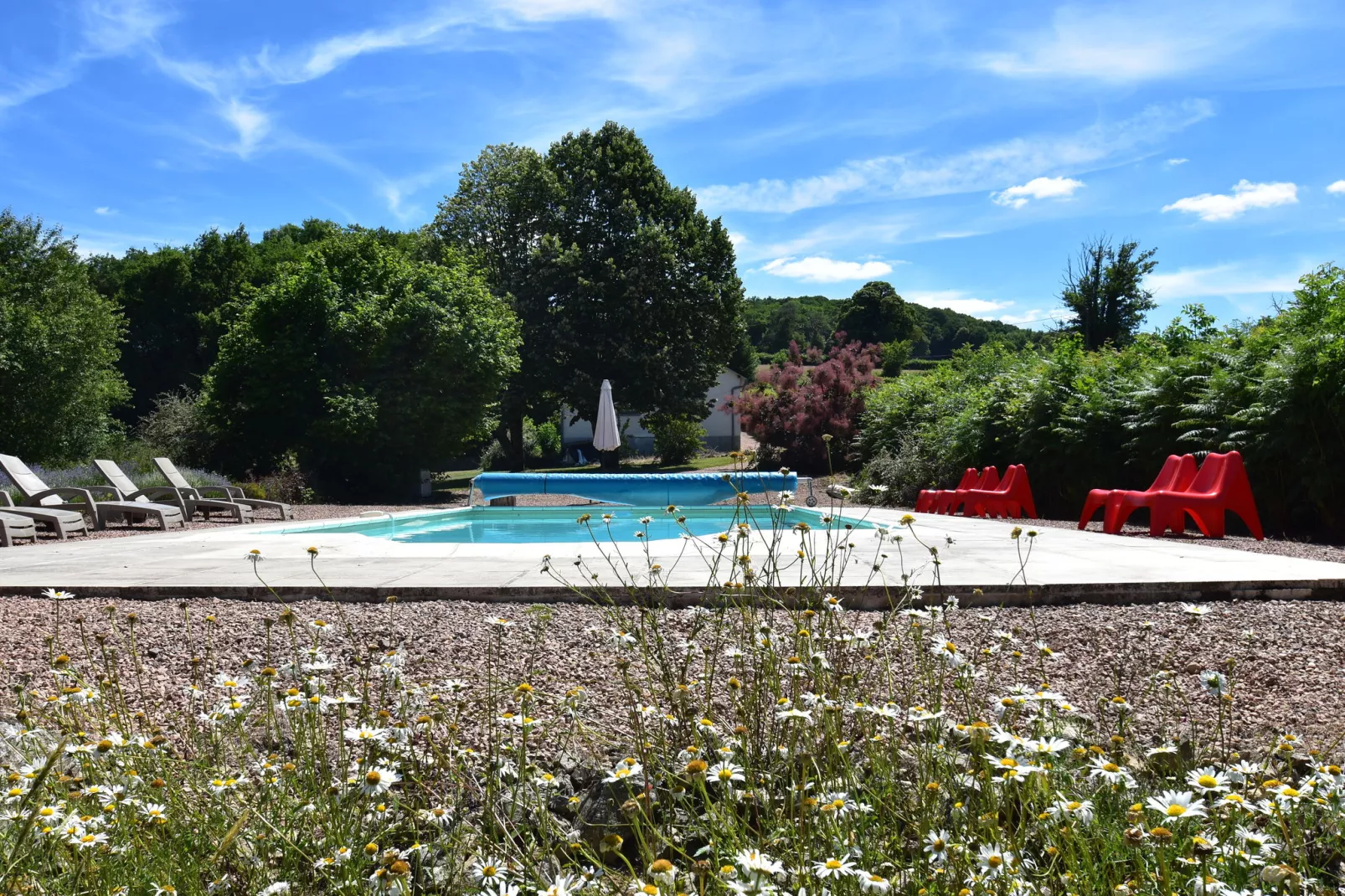 Vue de Pannecière-Pool