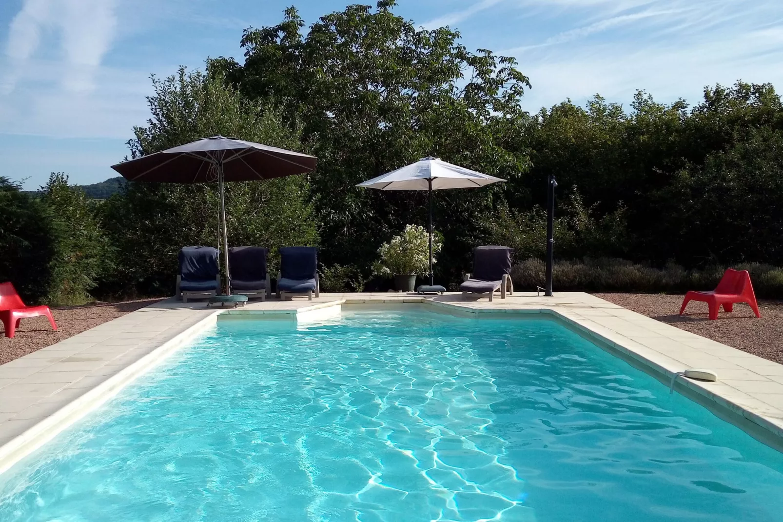 Vue de Pannecière-Pool