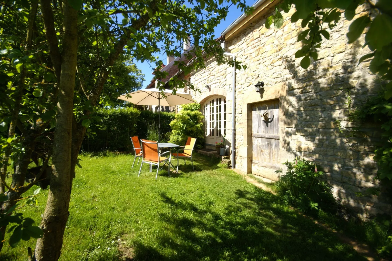 Maison de vacances Tannay-Exterior summer