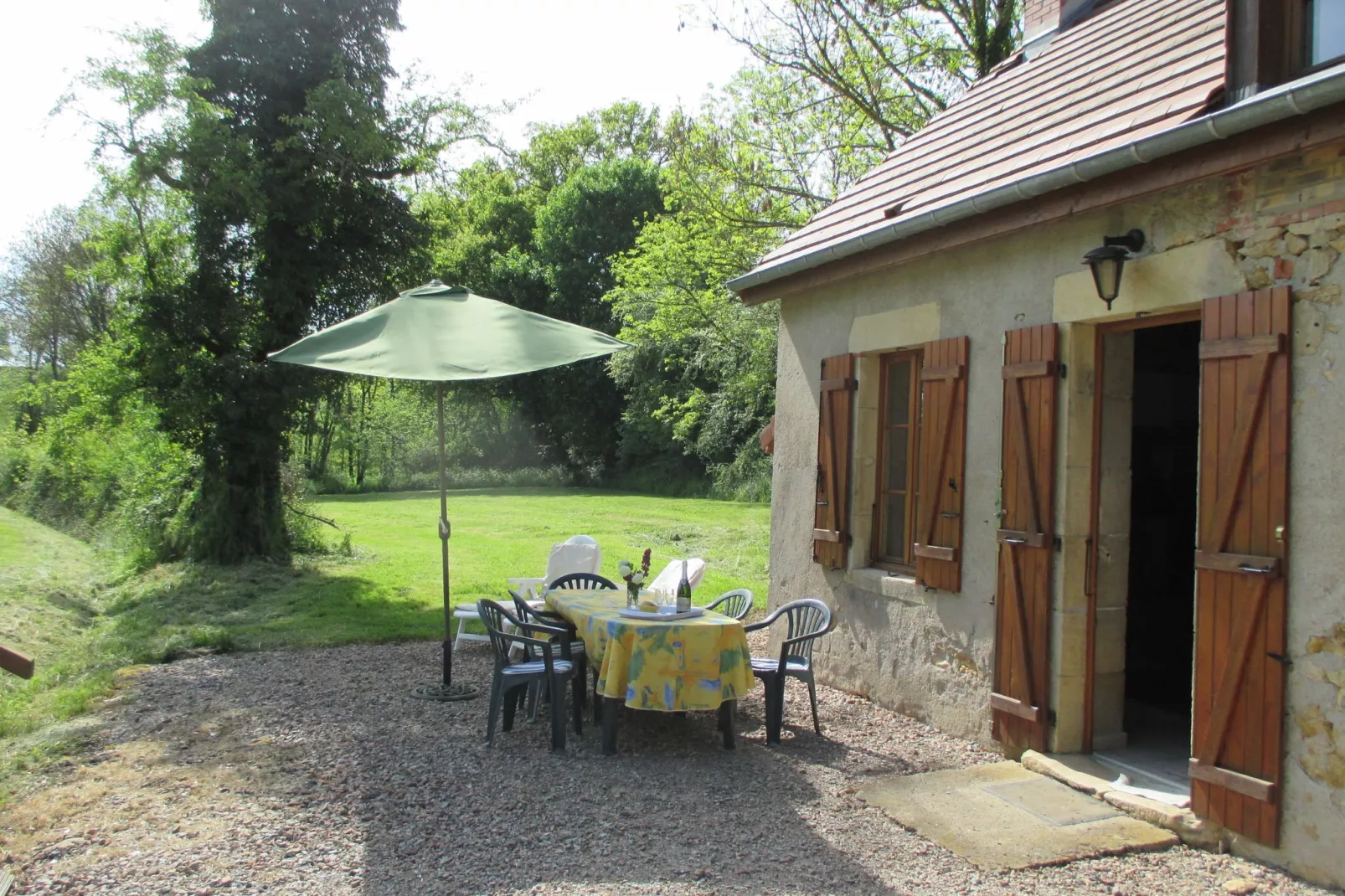 La maison du père Patin-Gardens summer