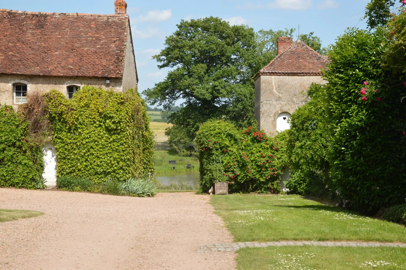 Marcoult-Gardens summer
