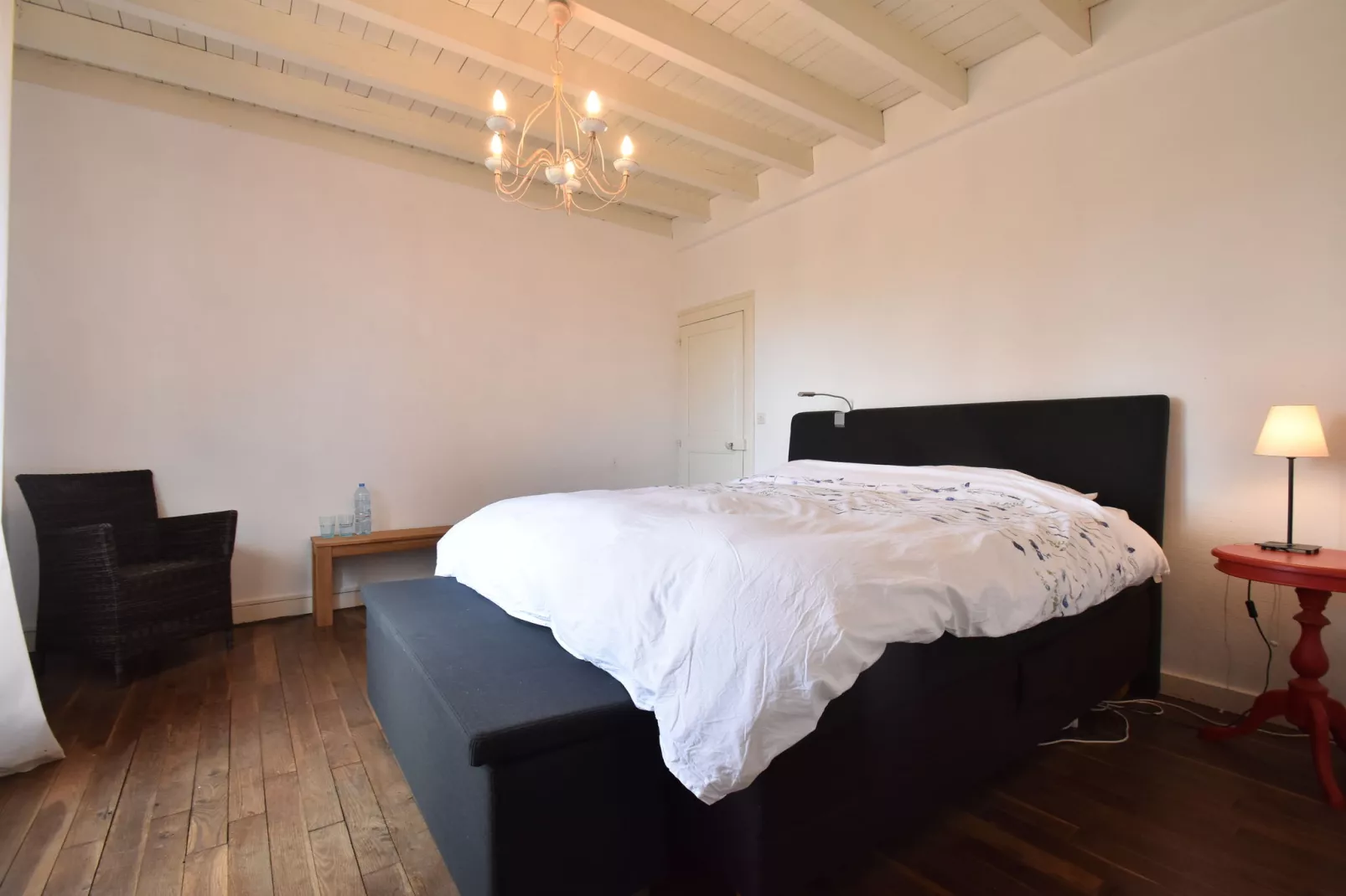 Villa Piscine Bourgogne 10 pers-Bedroom