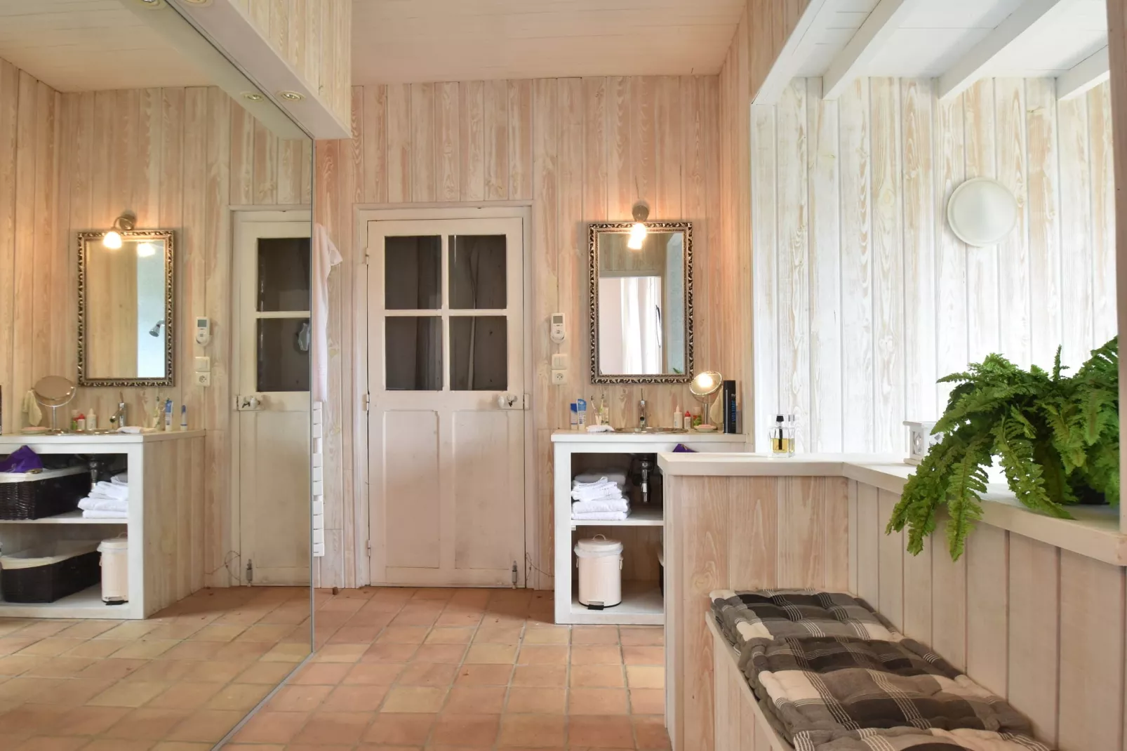 Villa Piscine Bourgogne 10 pers-Bathroom