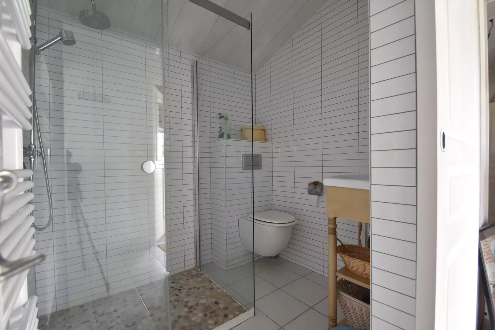 Villa Piscine Bourgogne 10 pers-Bathroom