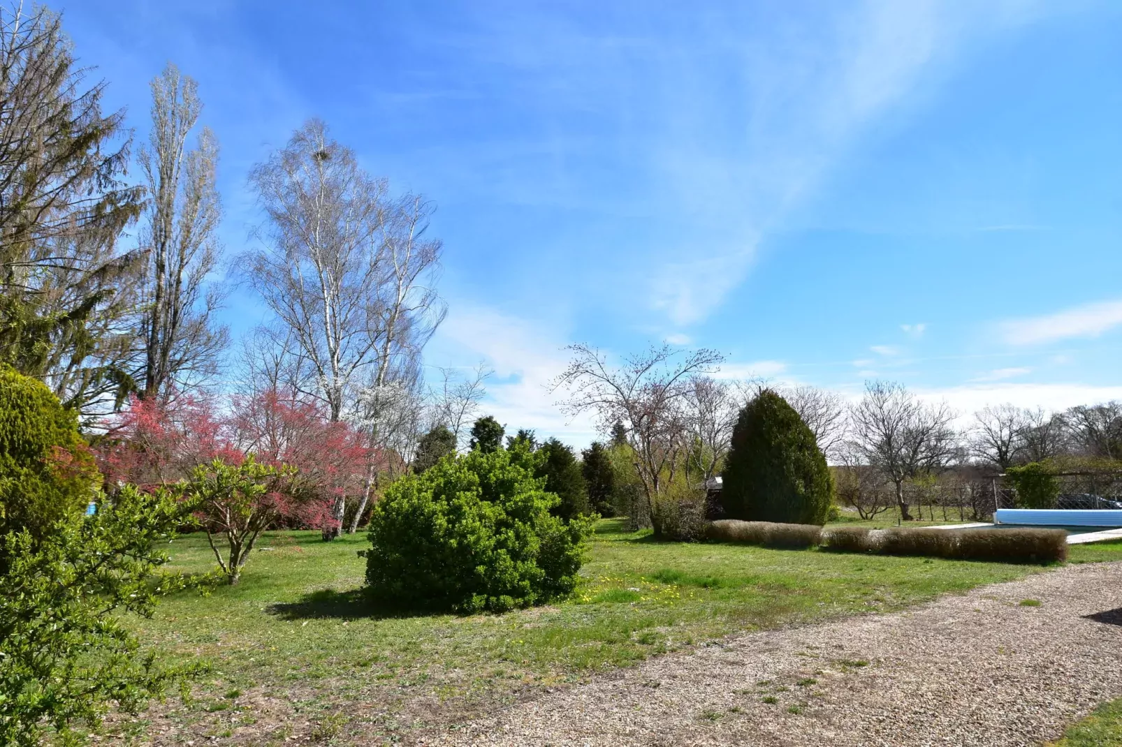 Villa Piscine Bourgogne 10 pers-Gardens summer