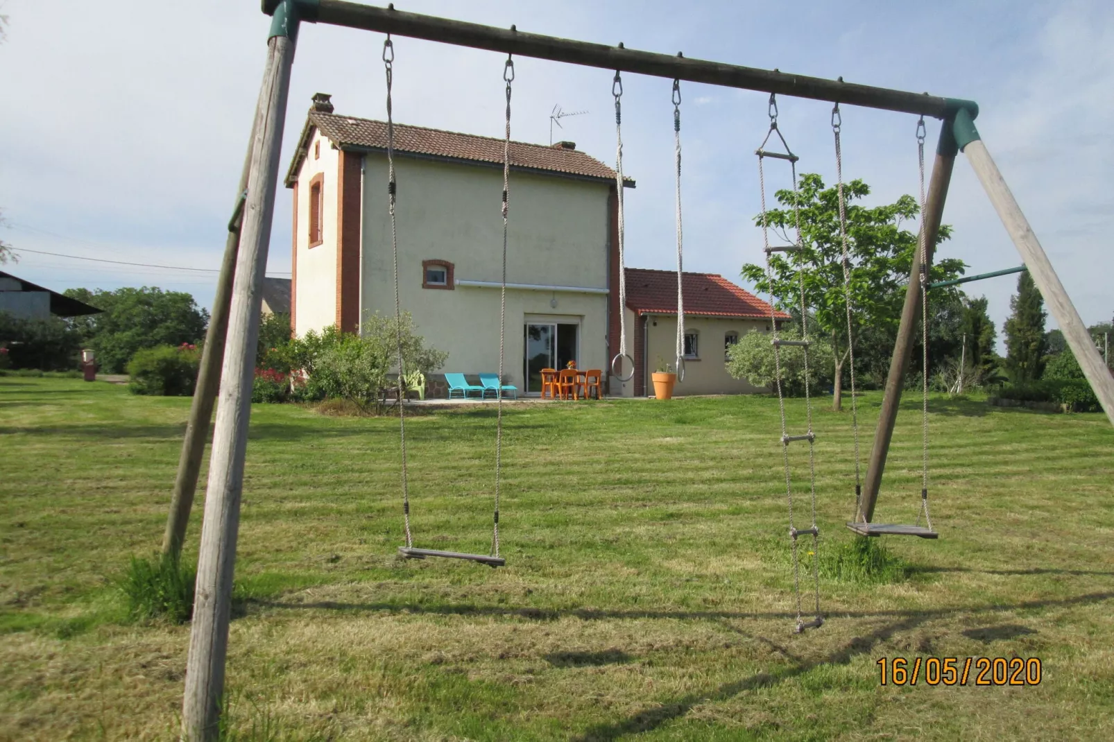 Maison de vacances Crux la Ville-Jardin d'été