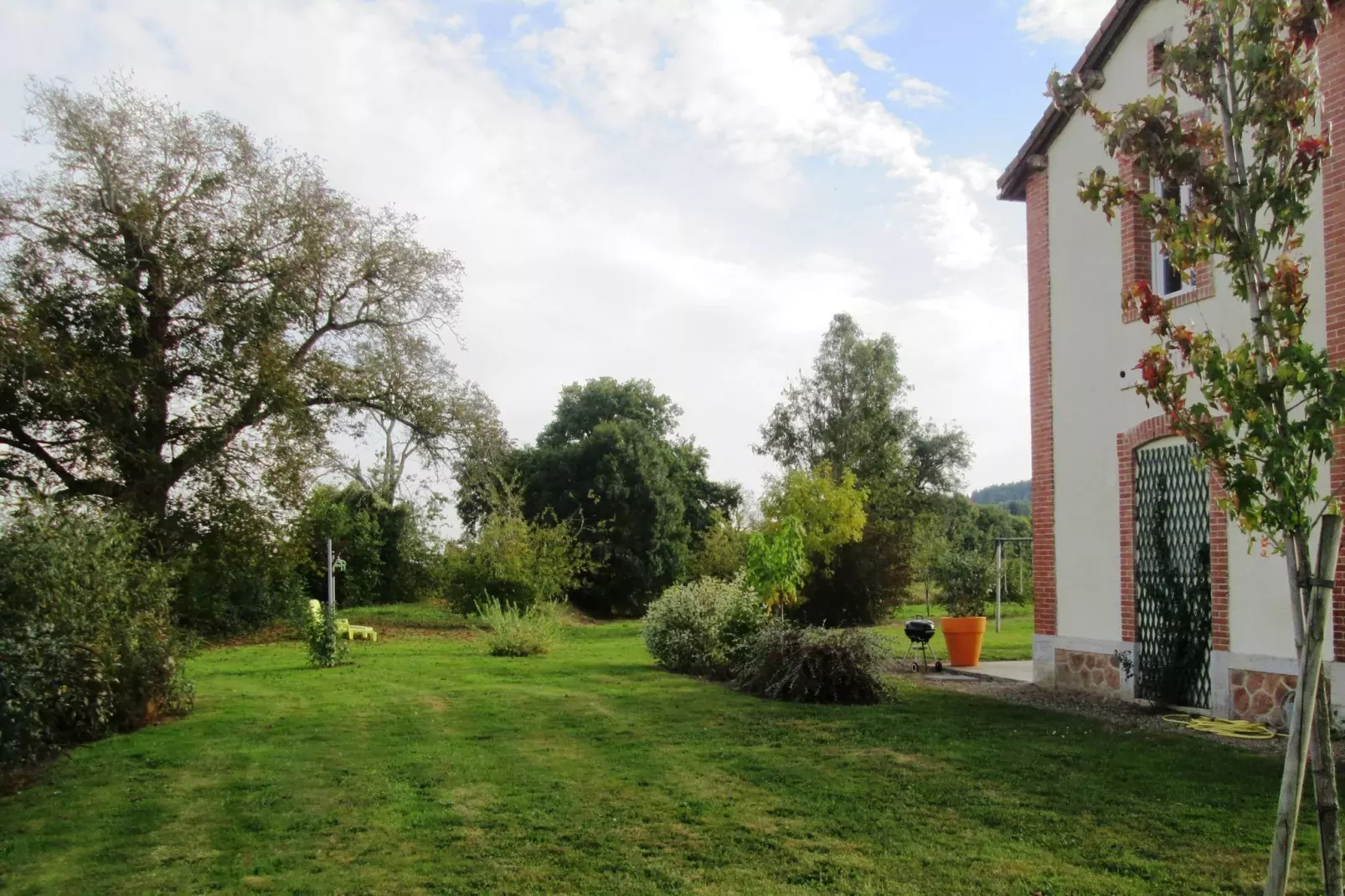 Maison de vacances Crux la Ville-Jardin d'été