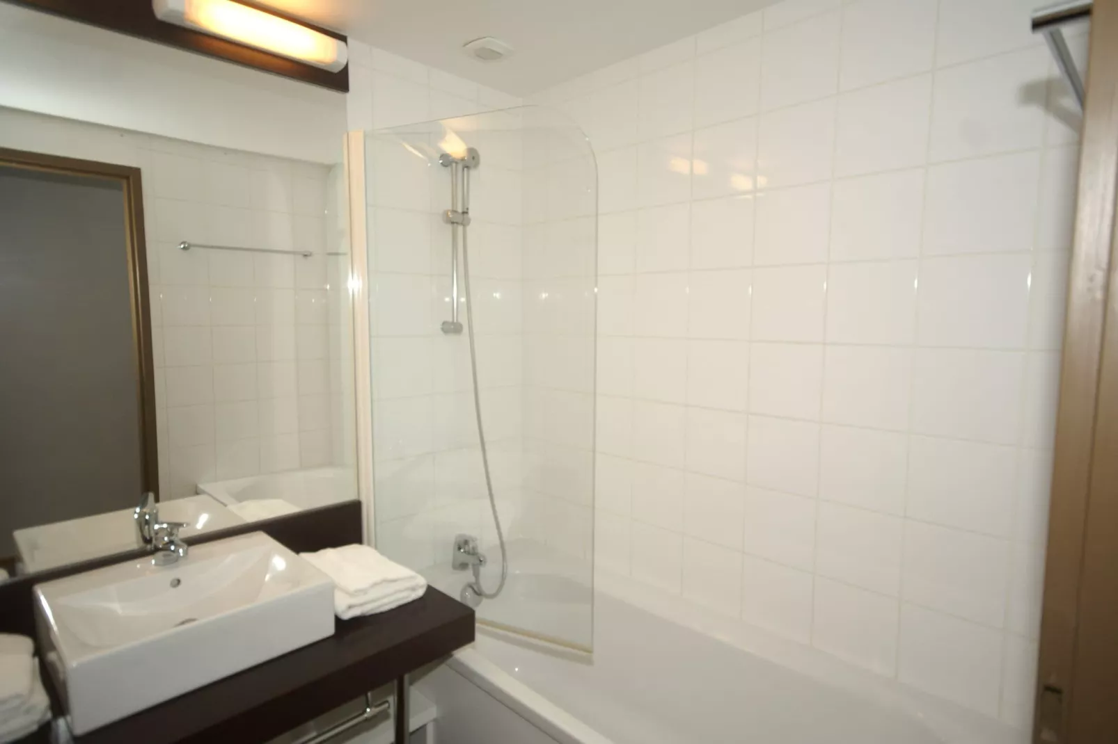 Les Hauts de Valjoly 5-Bathroom