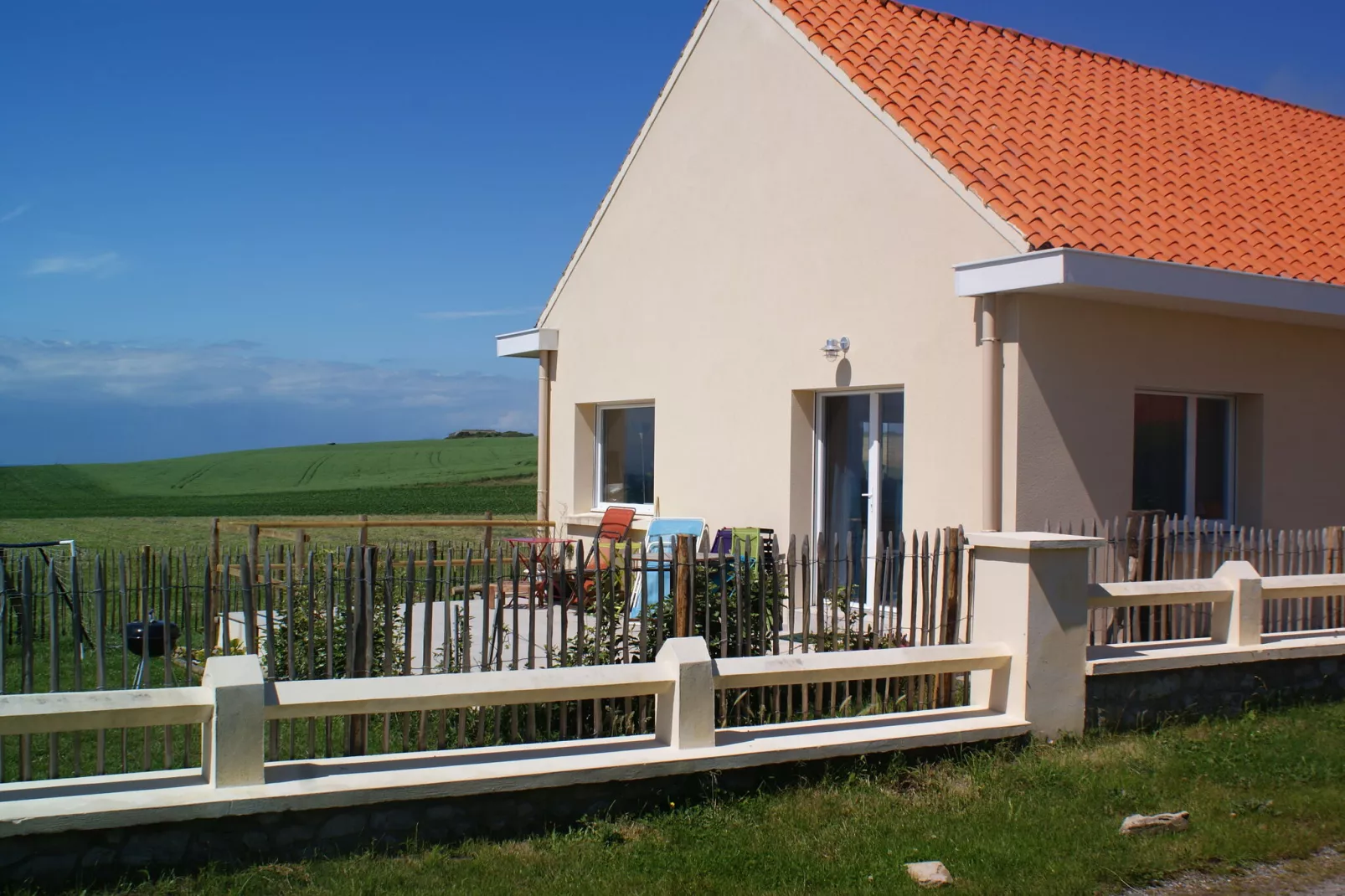 White Cliffs-Exterior summer