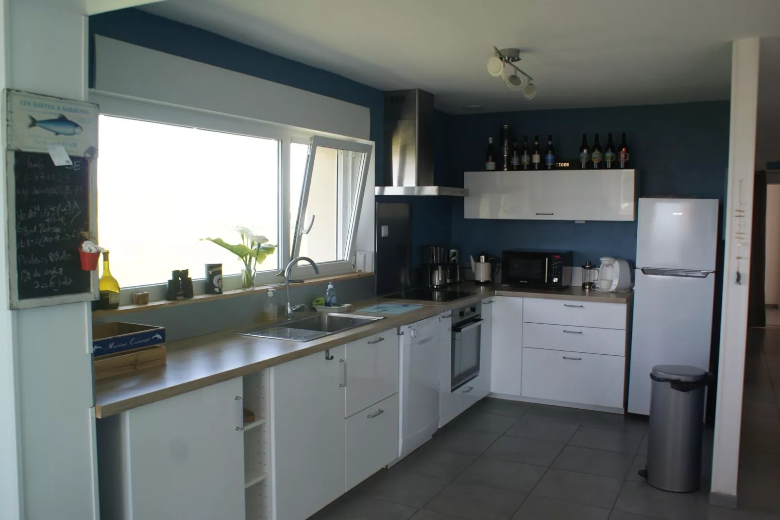 White Cliffs-Kitchen