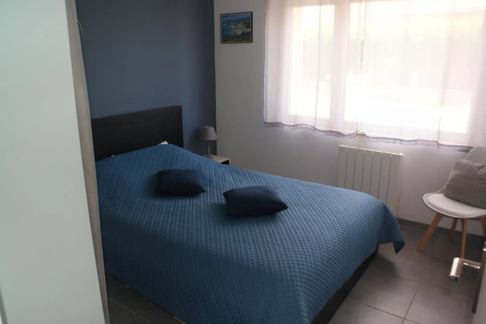 White Cliffs-Bedroom
