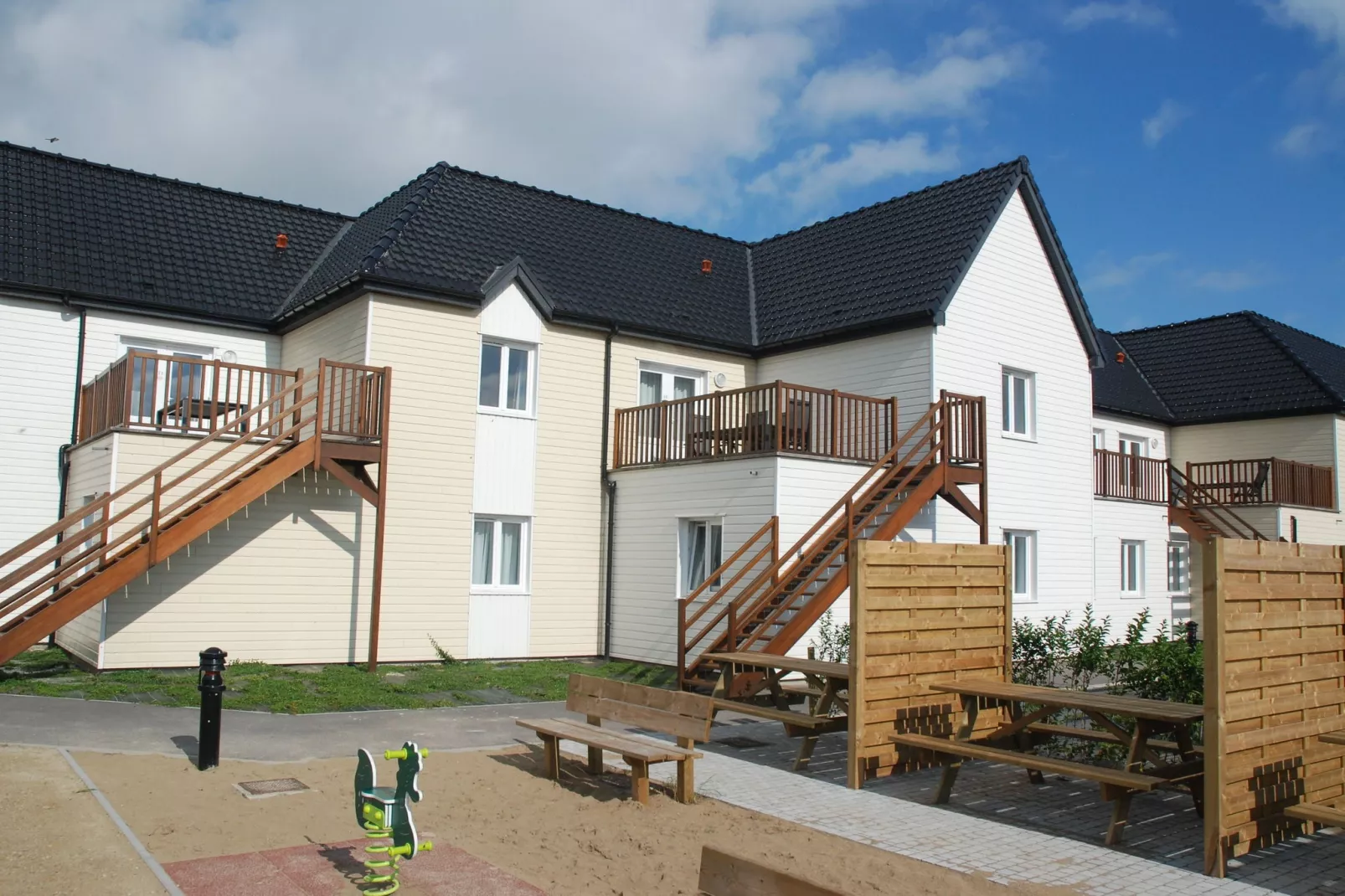 Residence Oye Plage 1-Exterior summer