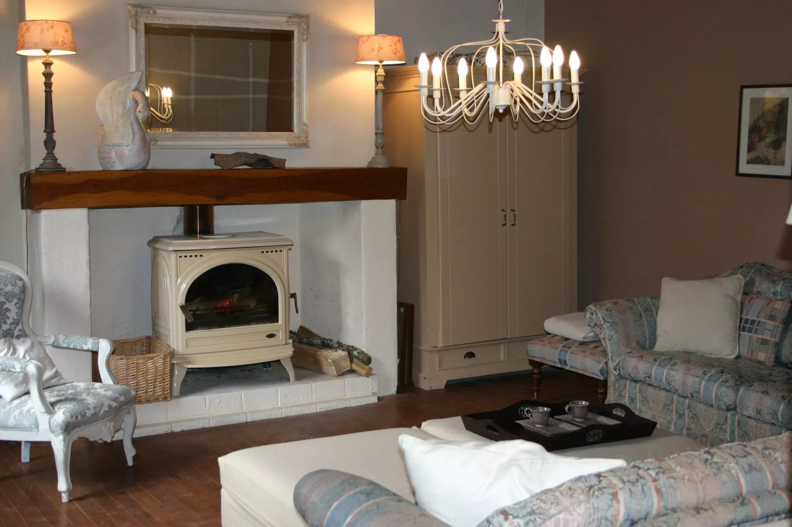 Entre le Gers et les Pyrénées VII-Living room