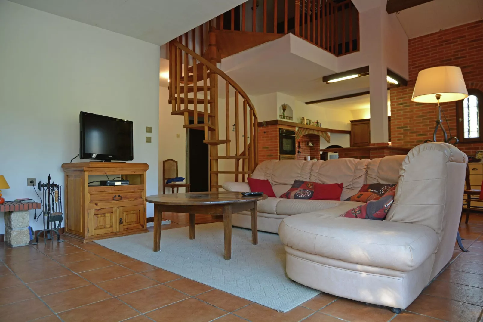 La maison Mer et Thermes-Living room