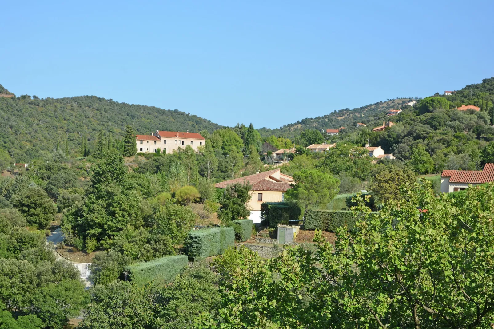 La maison Mer et Thermes-View summer