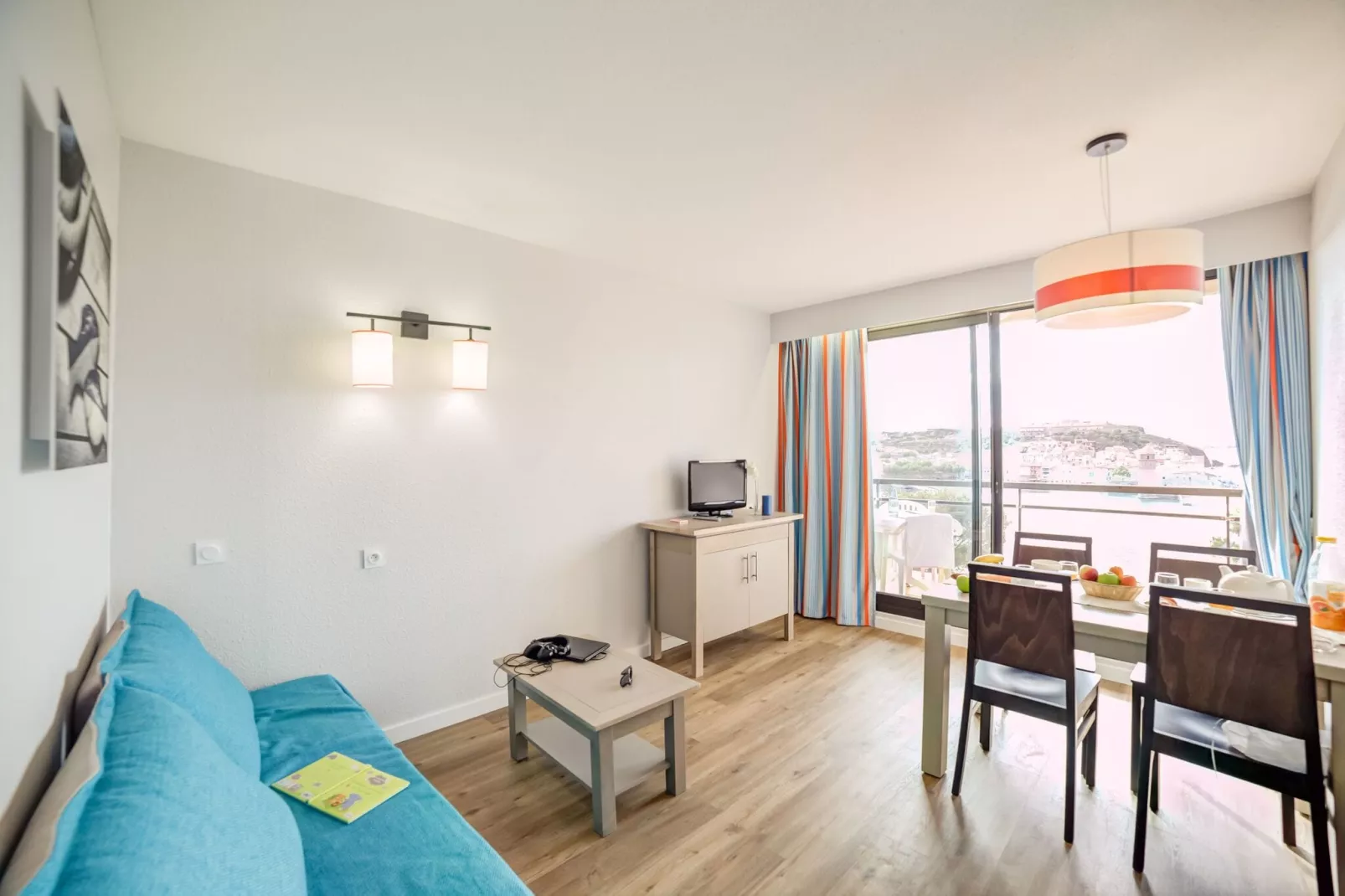 Les Balcons de Collioure - 14  Studio 4 p - rénové-Living room