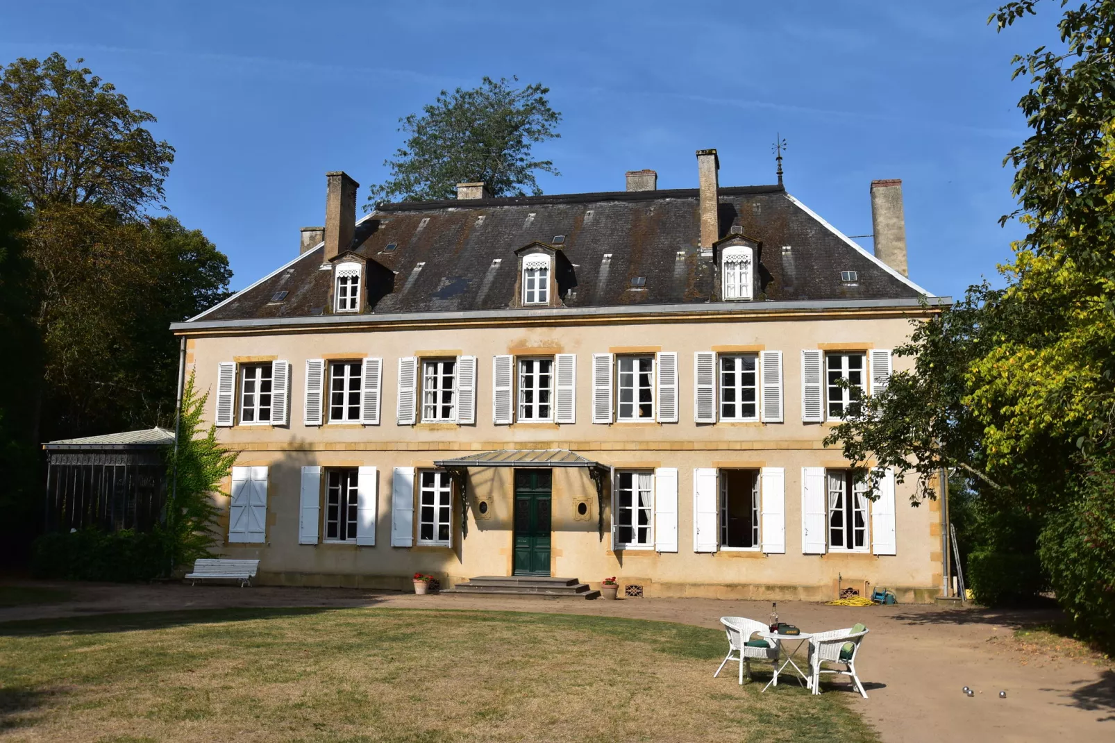 Château des Lambeys-Exterior summer