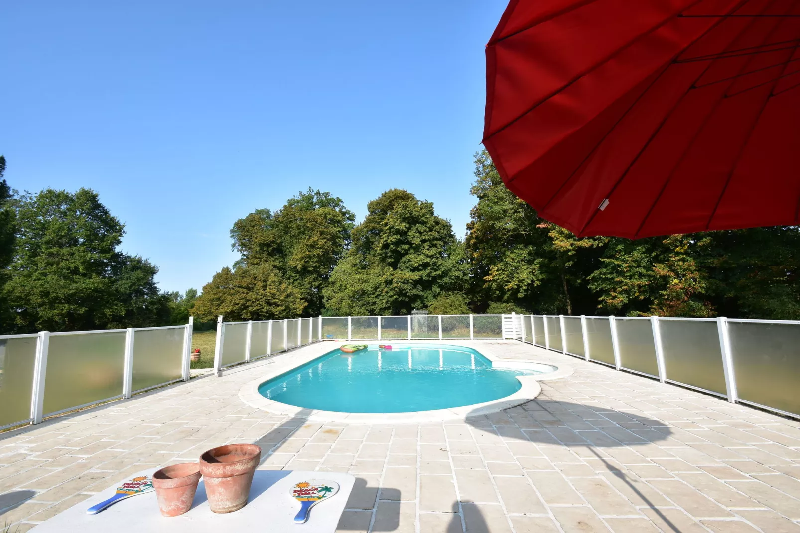 Château des Lambeys-Pool